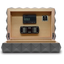 images/productimages/small/quasar-black-humidor-colibri.jpg